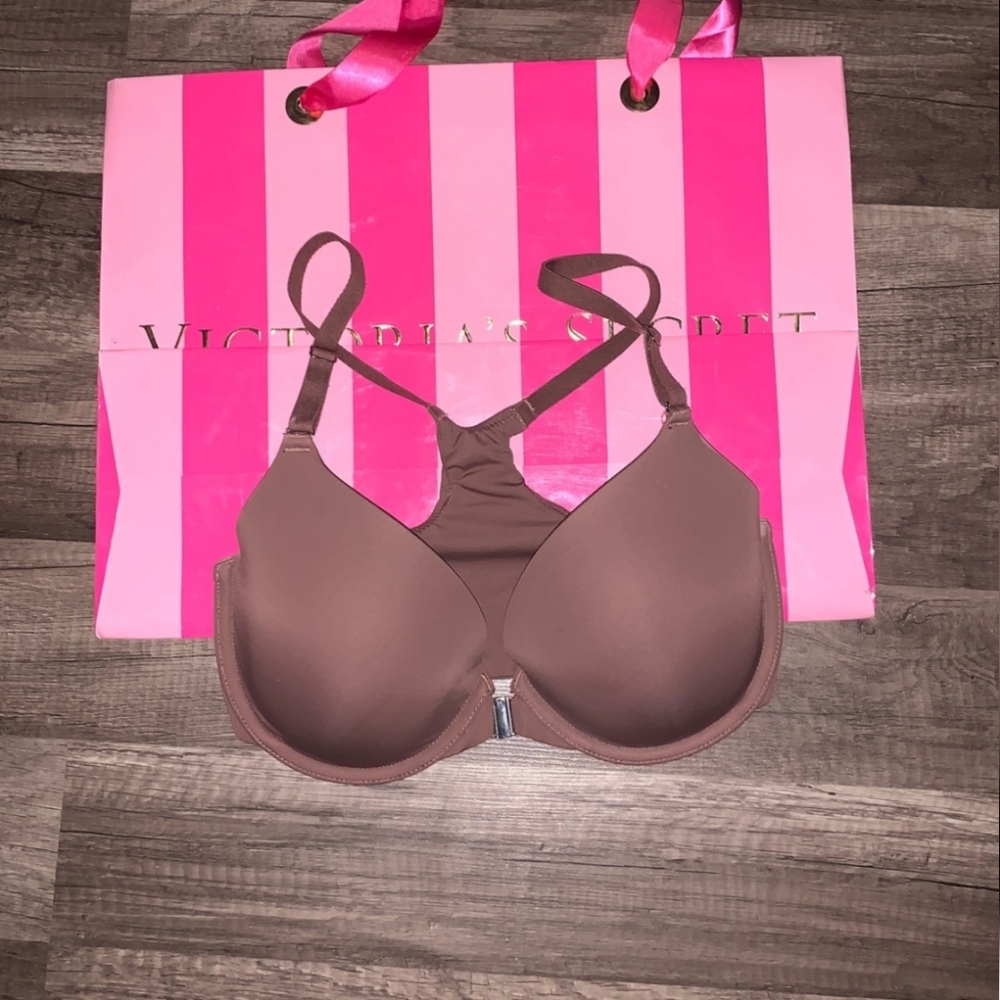 NWOT 360 Perfect Coverage Front Close Bra 32DD